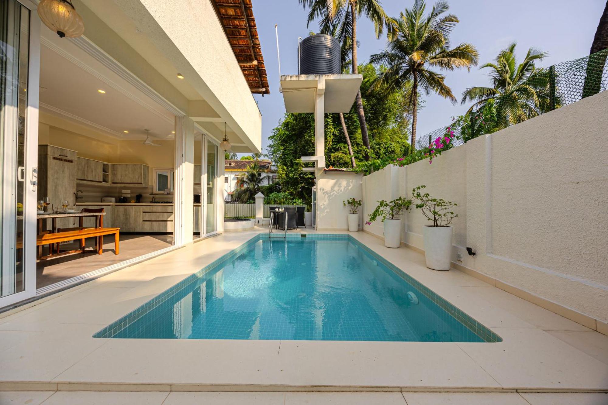 Elivaas 4 Bhk Villa Near Beach With Private Pool & Bar - Casa Boa Vida Candolim Esterno foto
