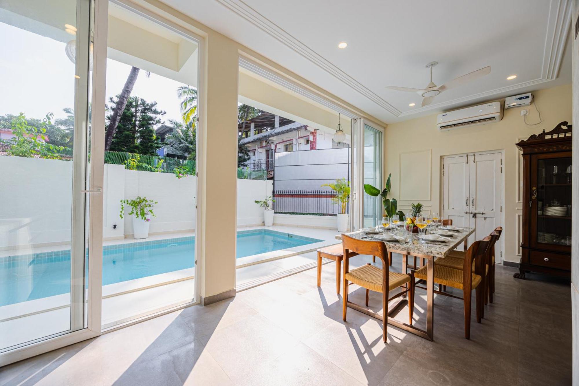 Elivaas 4 Bhk Villa Near Beach With Private Pool & Bar - Casa Boa Vida Candolim Esterno foto